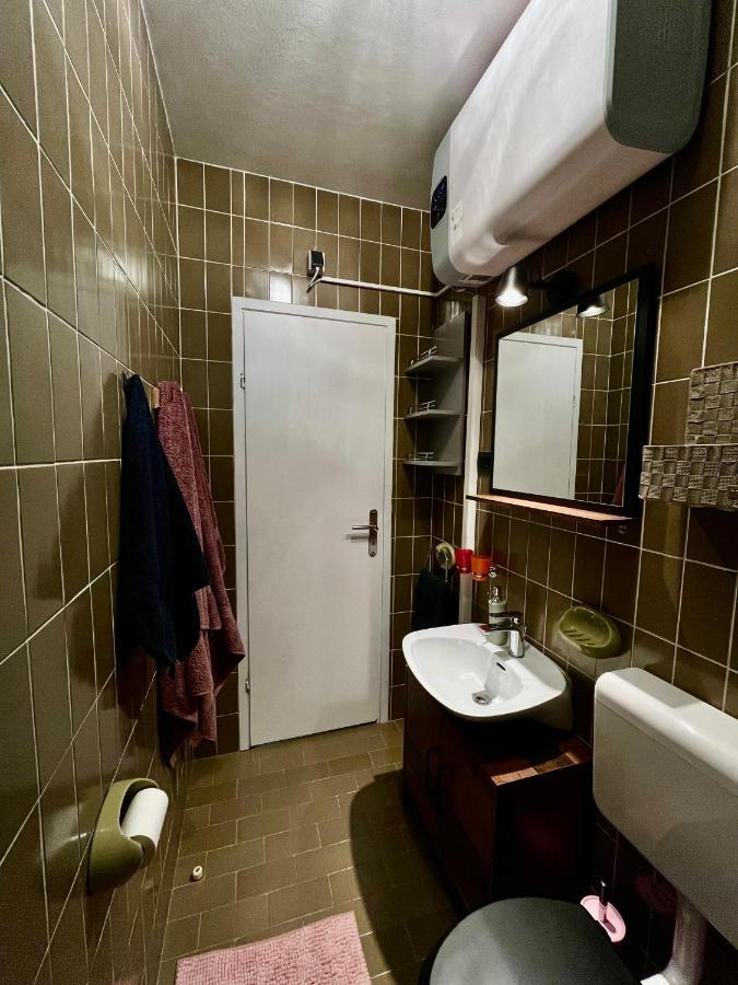 קרס Apartmani Zora מראה חיצוני תמונה