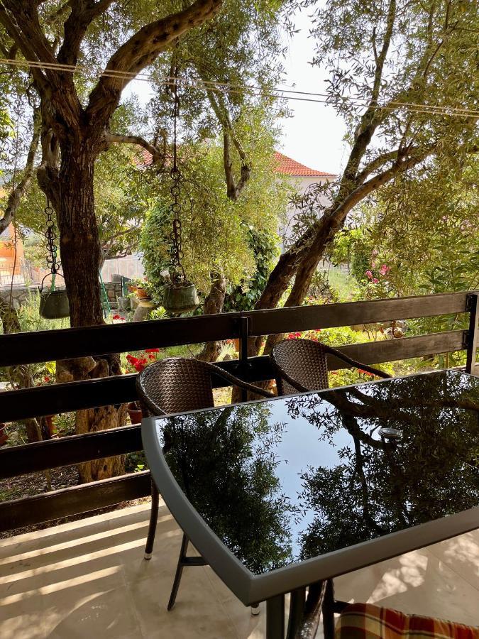 קרס Apartmani Zora מראה חיצוני תמונה